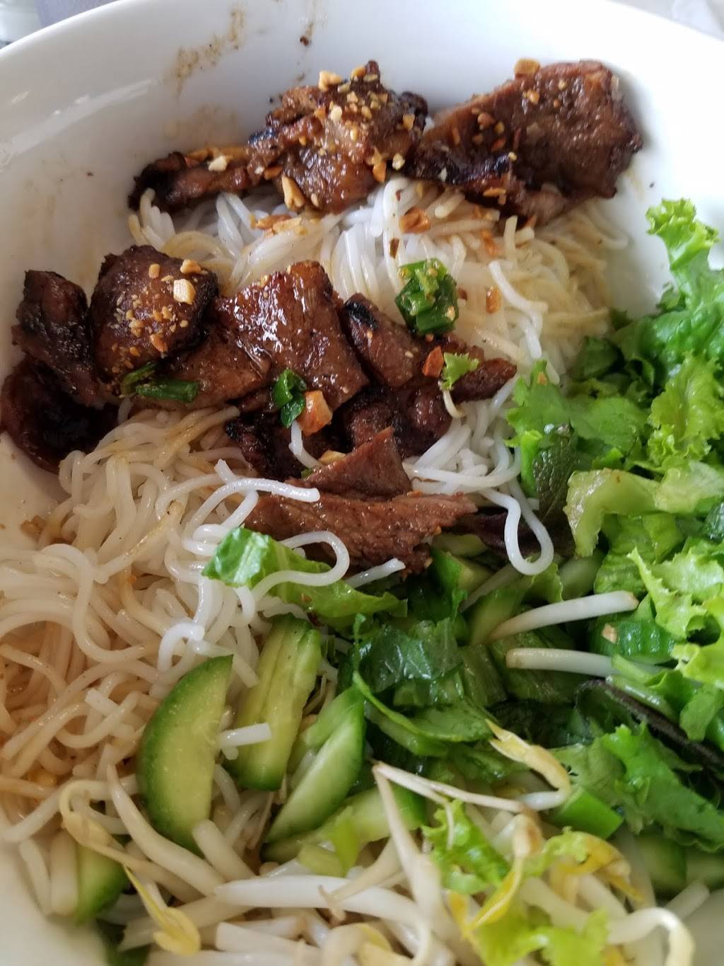 Bún Việt Sơn (Vietnamese Noodle House) | restaurant | 6796 Synott Rd, Houston, TX 77083, USA | 2815615800 OR +1 281-561-5800