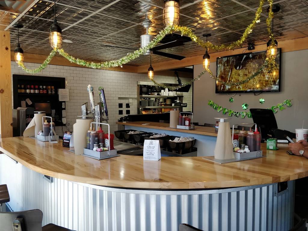 Sonnys BBQ | restaurant | 5980 Winkler Rd, Fort Myers, FL 33919, USA | 2394810090 OR +1 239-481-0090