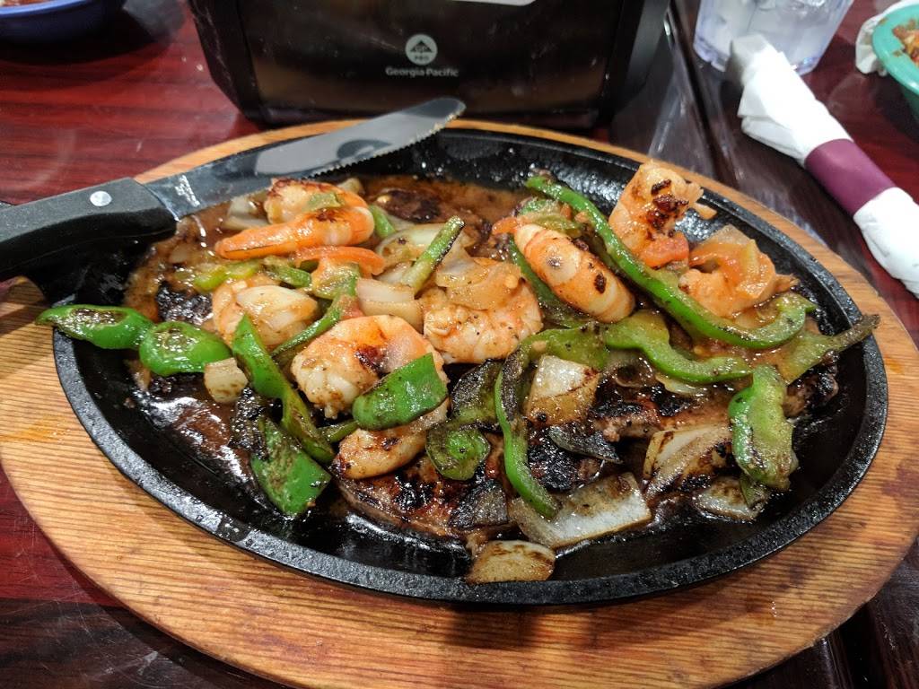 El Canelo #6 Mexican Grill | restaurant | 1003 Culebra Rd, San Antonio, TX 78201, USA | 2104552610 OR +1 210-455-2610