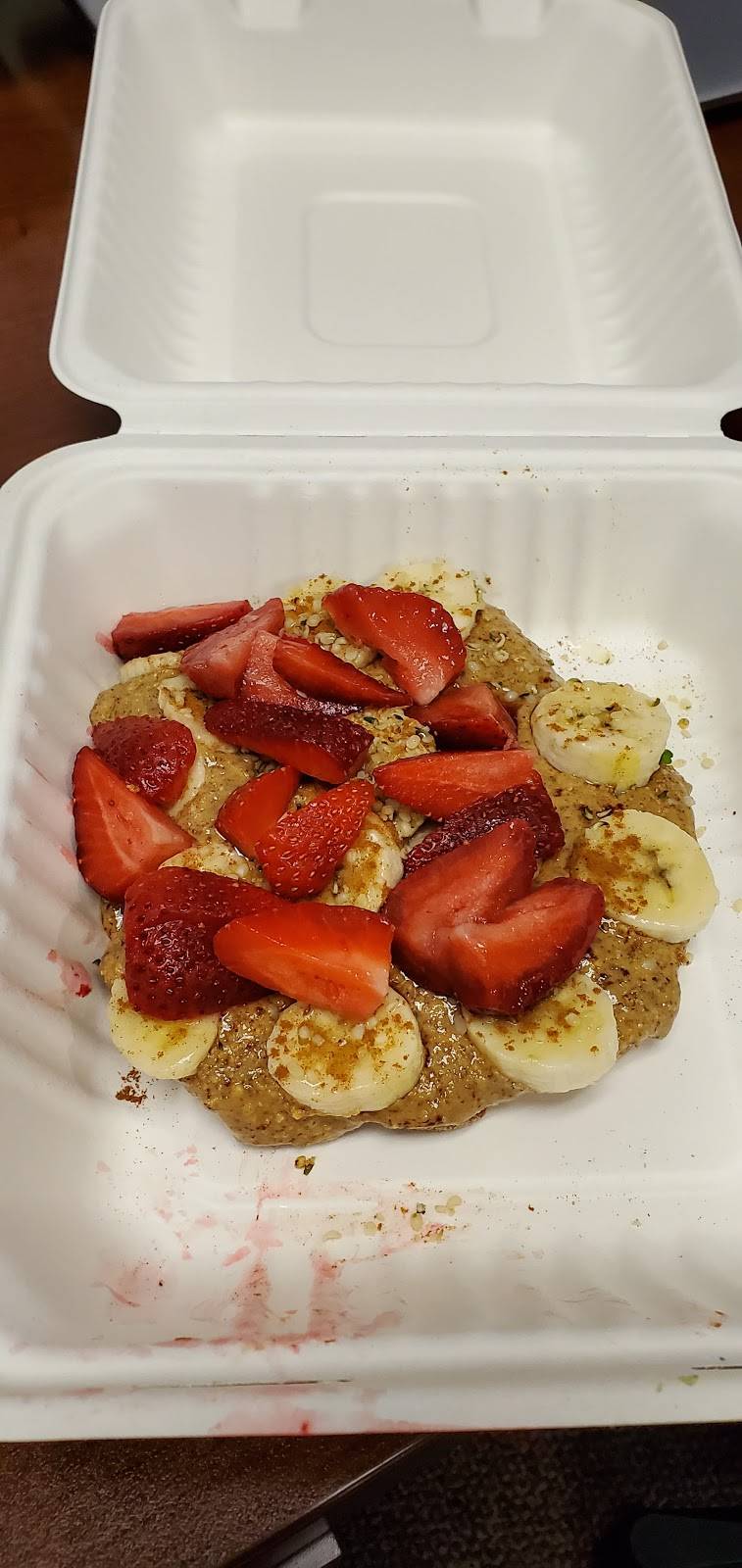 FreshVibes on Arlington | restaurant | 1725 W Arlington Blvd Suite 100, Greenville, NC 27834, USA | 2527568282 OR +1 252-756-8282