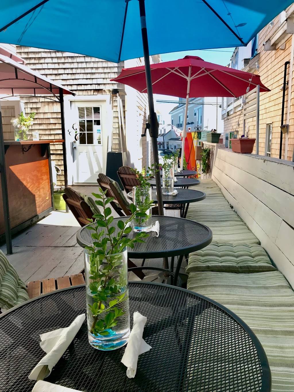 Kabob-E-Licious | restaurant | 2333, 338 Commercial St, Provincetown, MA 02657, USA | 5084876074 OR +1 508-487-6074