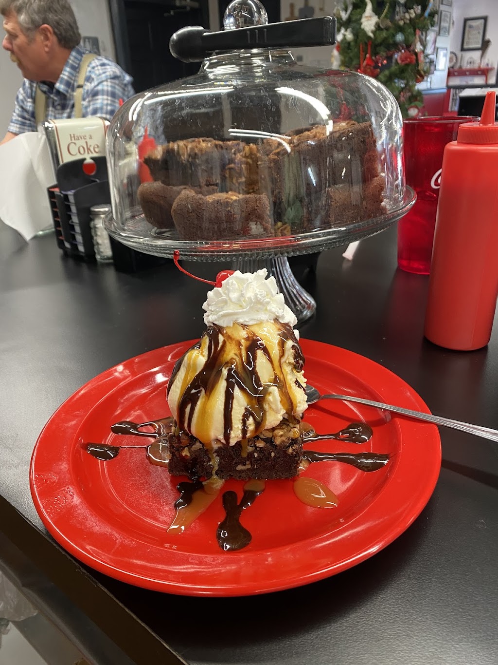 The Tickles Heartline Restaurant | restaurant | 3938 S Boston Hwy, Ringgold, VA 24586, USA | 4347992070 OR +1 434-799-2070