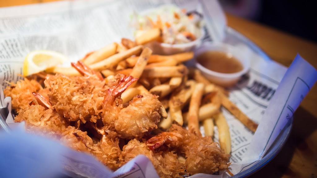 Bubba Gump Shrimp Co. | restaurant | 700 E Grand Ave Suite 131, Chicago, IL 60611, USA | 3122524867 OR +1 312-252-4867