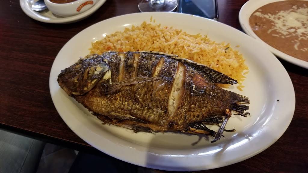 El Nopal | restaurant | 1041 Zorn Ave, Louisville, KY 40207, USA | 5028975541 OR +1 502-897-5541