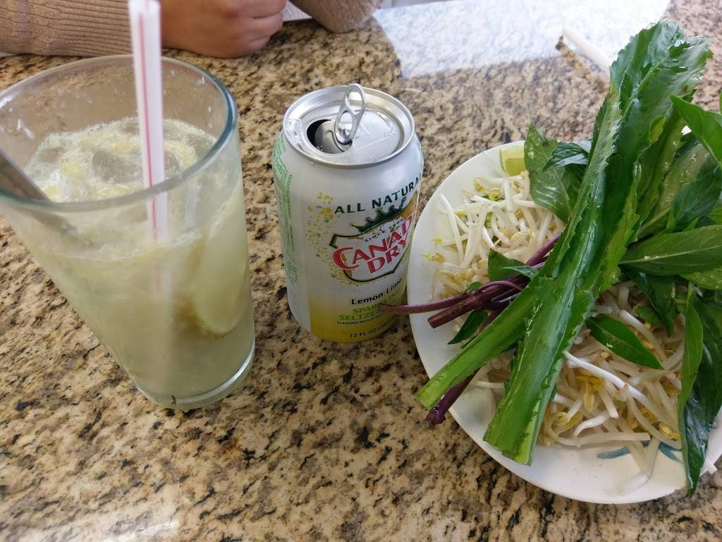 Pho Danh 3 | restaurant | 13480 Veterans Memorial Dr, Houston, TX 77014, USA | 2815831417 OR +1 281-583-1417