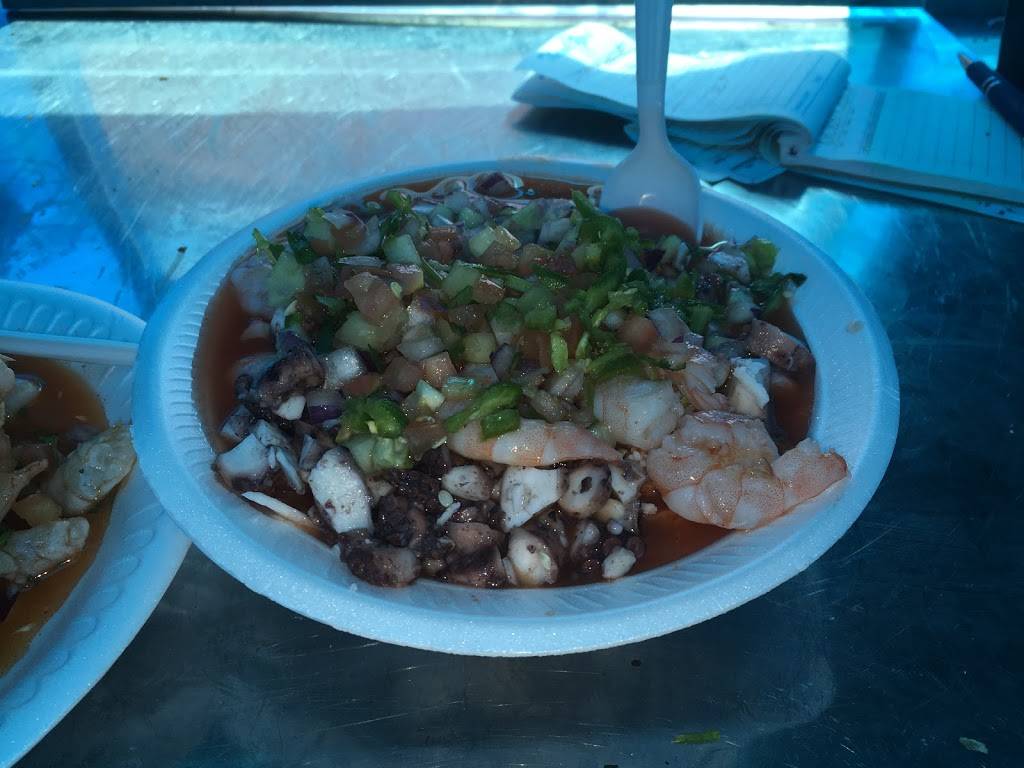 Mariscos mazatlan/seafood | restaurant | 35 N Filbert St, Stockton, CA 95205, USA | 2099869257 OR +1 209-986-9257