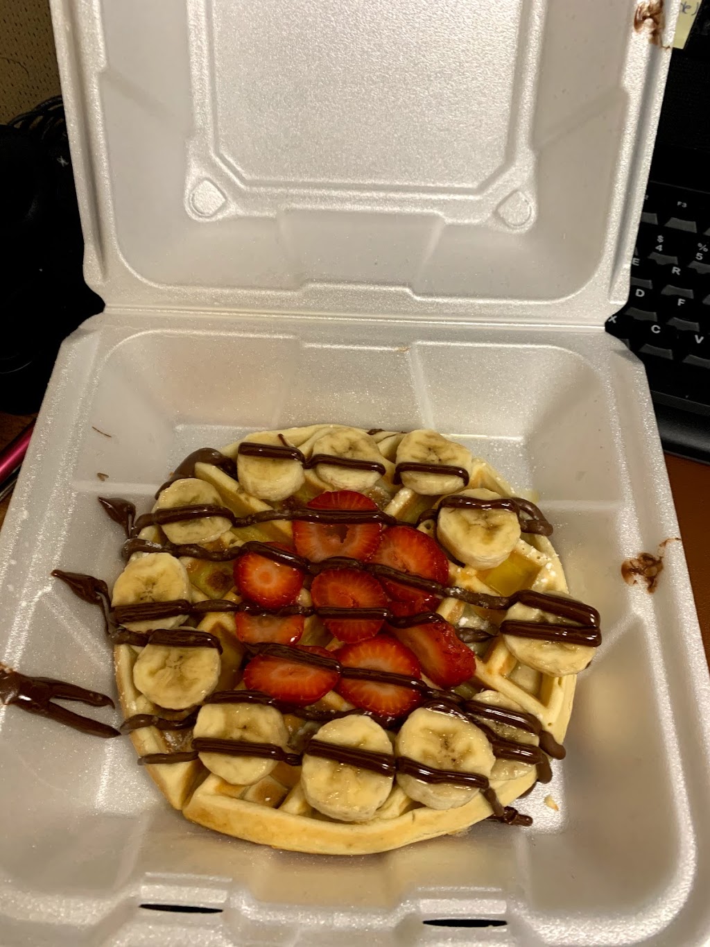 Ninis Smoothie Bar | restaurant | 227 E 204th St, Bronx, NY 10458, USA | 3472973543 OR +1 347-297-3543