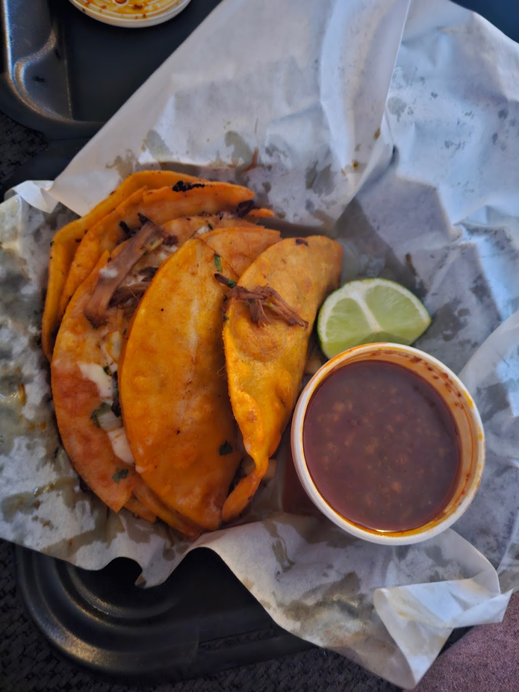 DLeons Taco Rico | restaurant | 1201 E Pierce St, Council Bluffs, IA 51503, USA | 7127963229 OR +1 712-796-3229