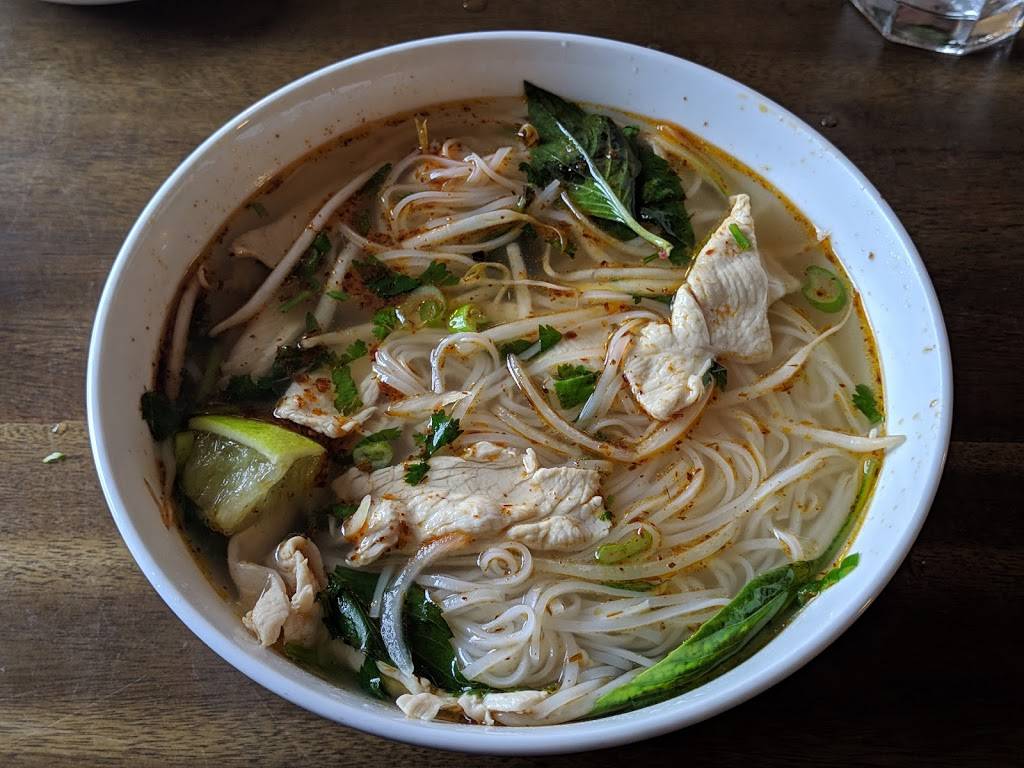 Saigon Restaurant | restaurant | 795 Forest Ave, Portland, ME 04103, USA | 2078746666 OR +1 207-874-6666