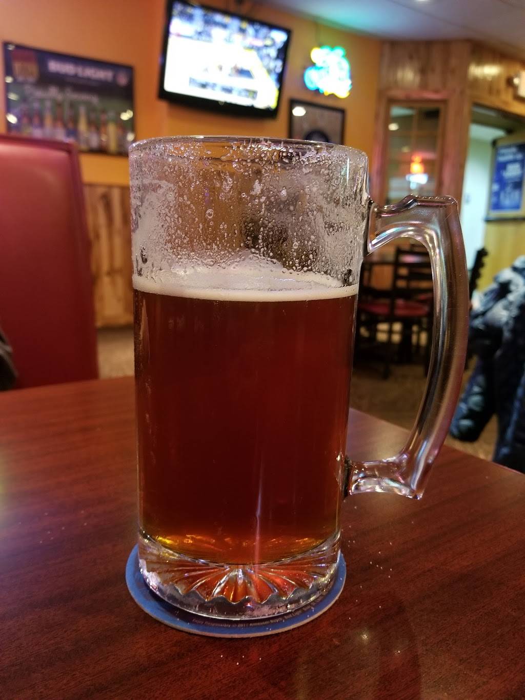 Hickory Lodge Bar & Grill | restaurant | 2015 N Humiston Ave #9769, Worthington, MN 56187, USA | 5073722001 OR +1 507-372-2001