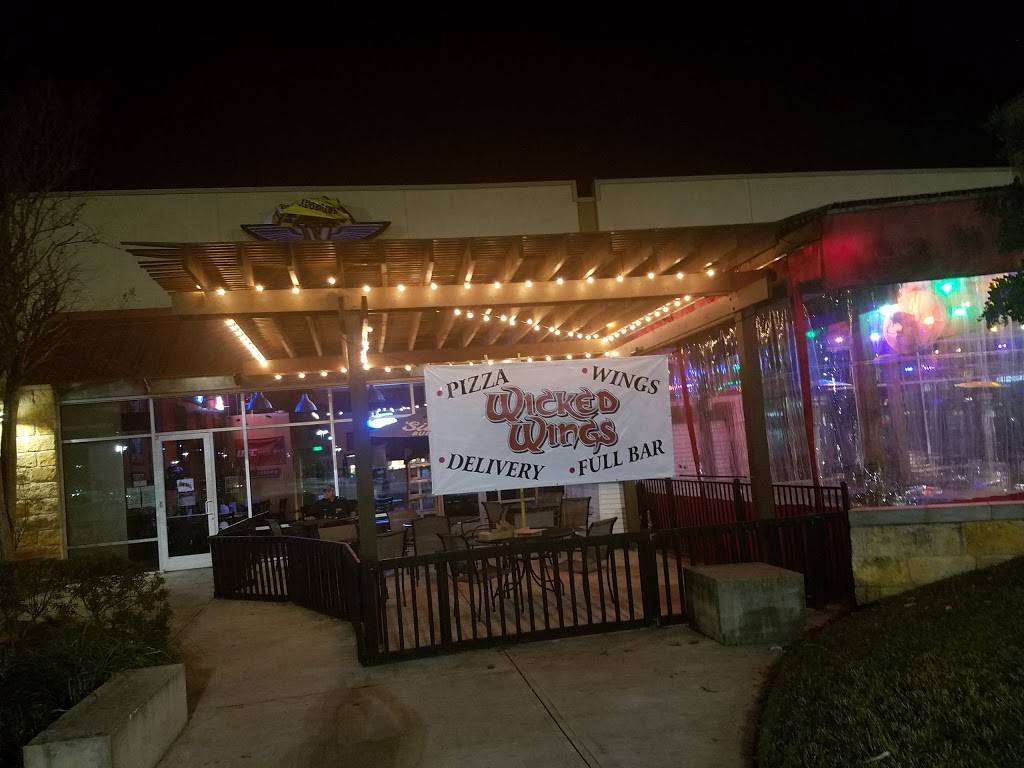 Wicked Wings, Kyle, TX | restaurant | 5401 Farm to Market 1626 #305, Kyle, TX 78640, USA | 5122627957 OR +1 512-262-7957