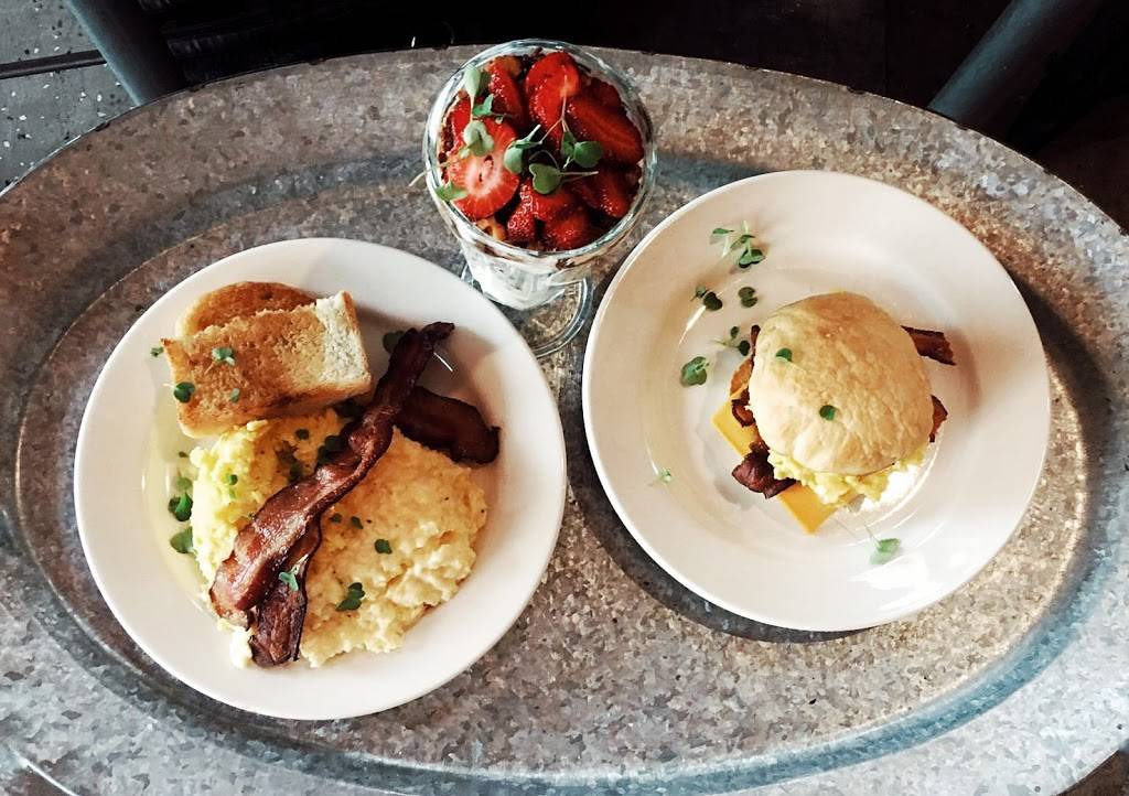 Stone Table | restaurant | 101 W Franklin St, Monroe, NC 28112, USA | 7042257675 OR +1 704-225-7675