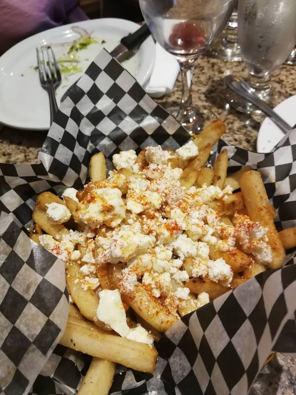 Greektown Grill | restaurant | 4637 Chemin du Souvenir, Laval, QC H7W 1C5, Canada | 4506886340 OR +1 450-688-6340