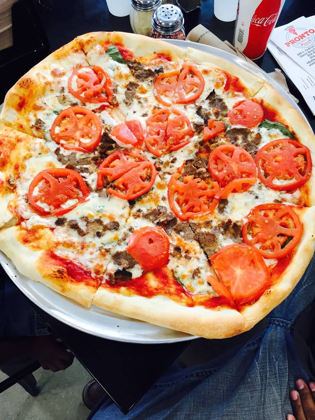 Pronto New York Style Pizza | restaurant | 300 S Federal Hwy, Dania Beach, FL 33004, USA | 9544046873 OR +1 954-404-6873