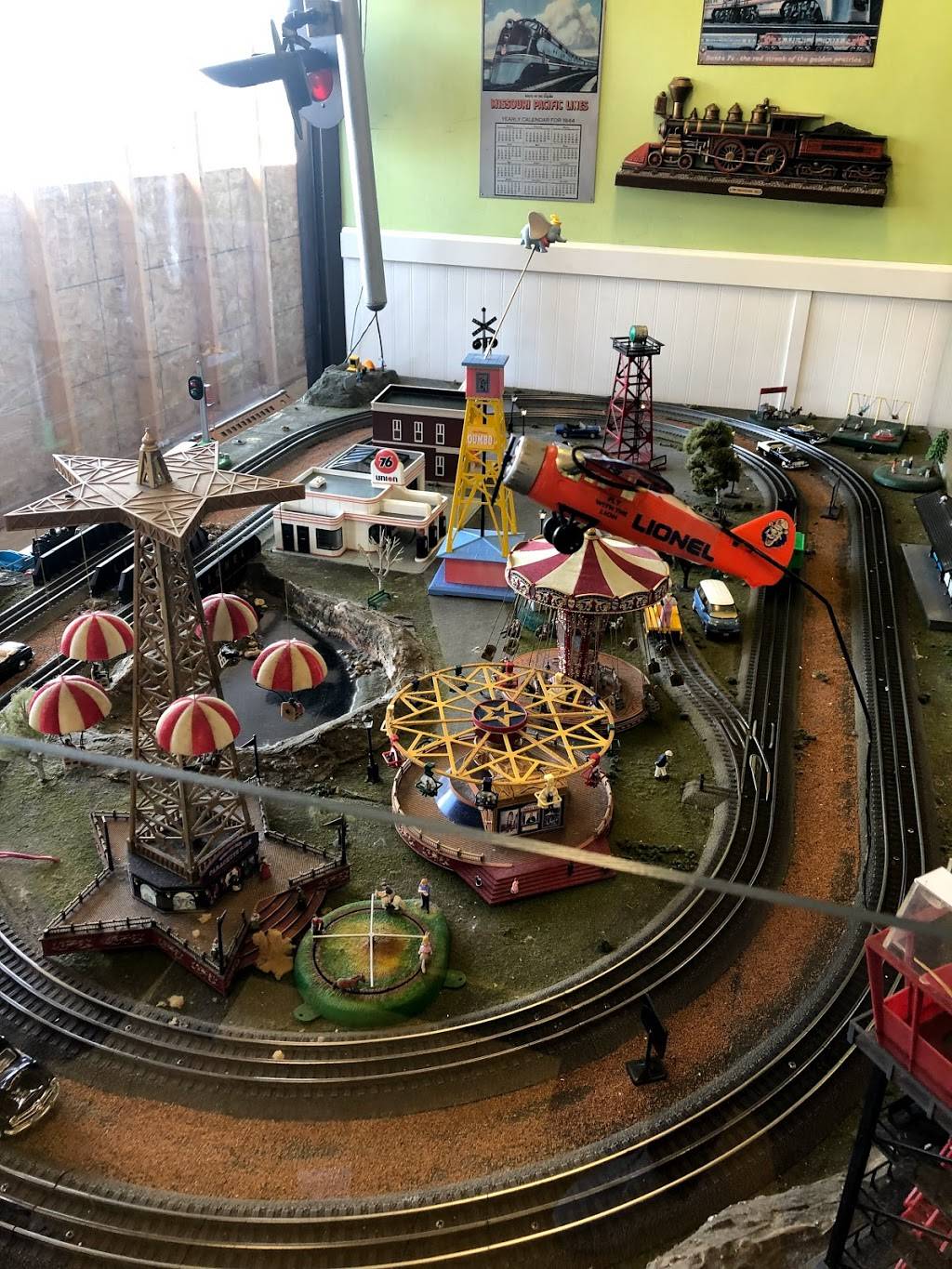 All Aboard Diner | restaurant | 1510B 75th St, Downers Grove, IL 60516, USA | 6303228960 OR +1 630-322-8960