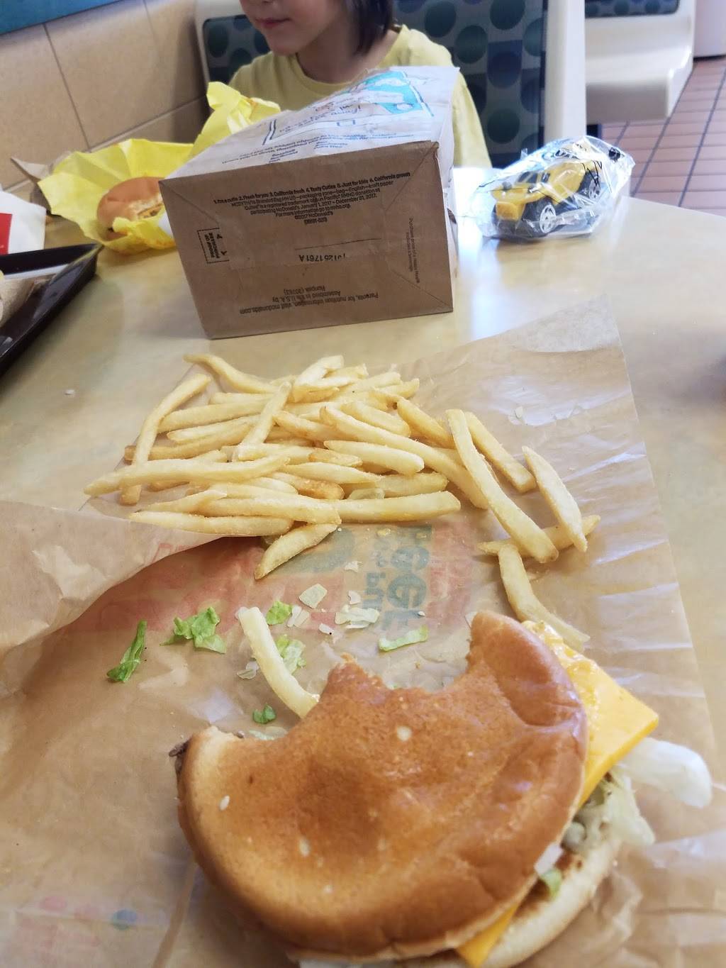 McDonalds | cafe | 8286 S Wadsworth Blvd, Littleton, CO 80128, USA | 7209815550 OR +1 720-981-5550