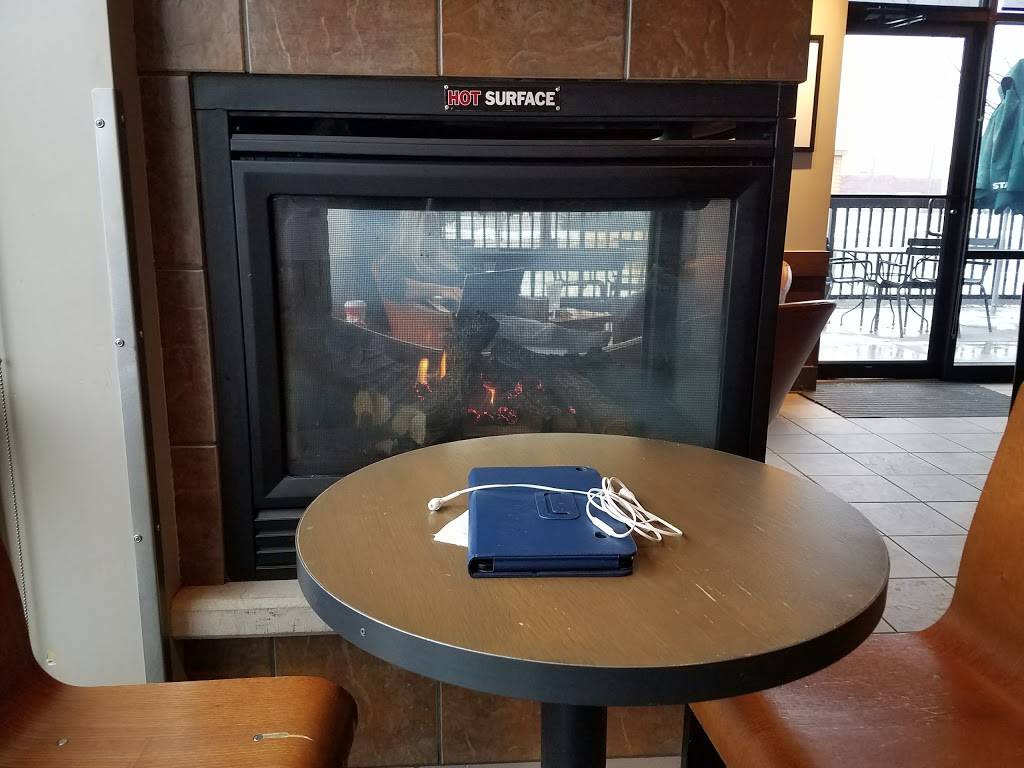 Starbucks | cafe | 1420 N Capitol Ave, Indianapolis, IN 46202, USA | 3176861183 OR +1 317-686-1183