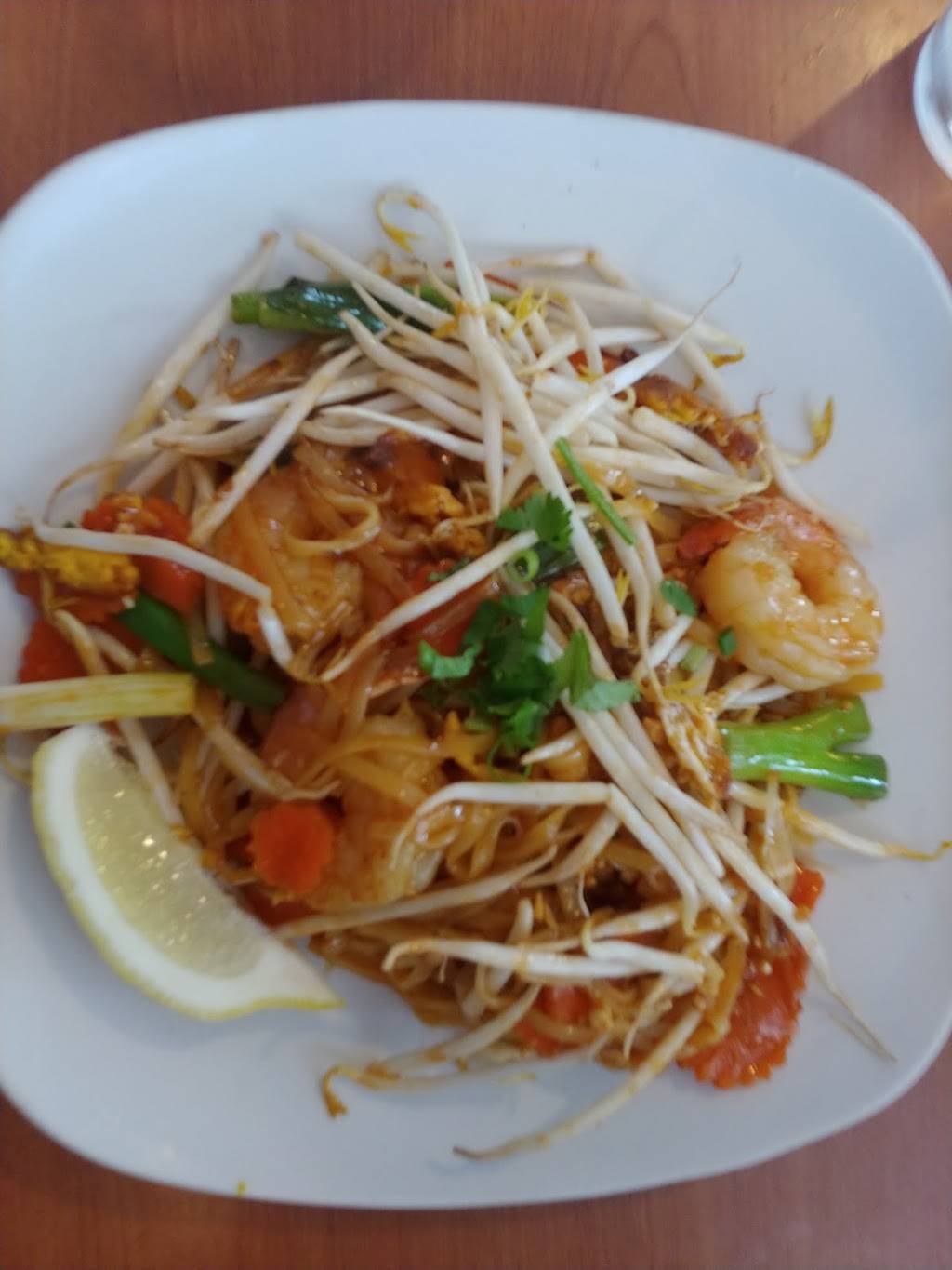 Siam Valley Thai Restaurant | restaurant | 387 Brooklyn St, Morrisville, VT 05661, USA | 8028518427 OR +1 802-851-8427