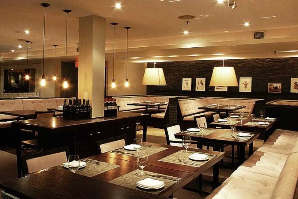 Jacobs & Co. | restaurant | 12 Brant St, Toronto, ON M5V 2M1, Canada | 4163660200 OR +1 416-366-0200