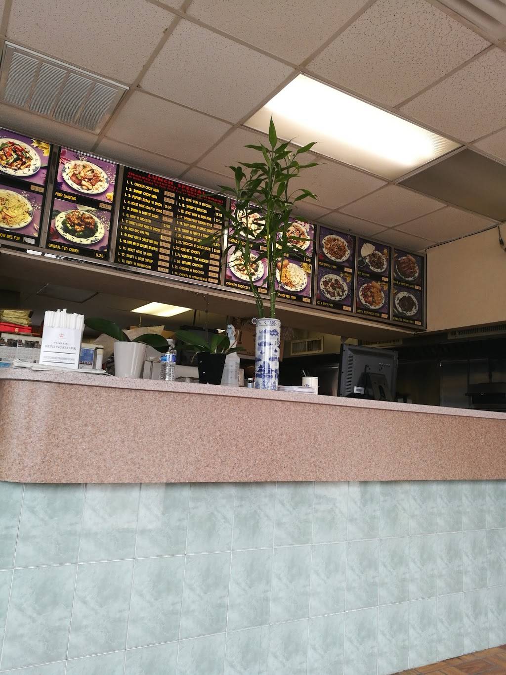 New Hunan Wok | restaurant | 7860 Oxford Ave, Philadelphia, PA 19111, USA | 2157452856 OR +1 215-745-2856