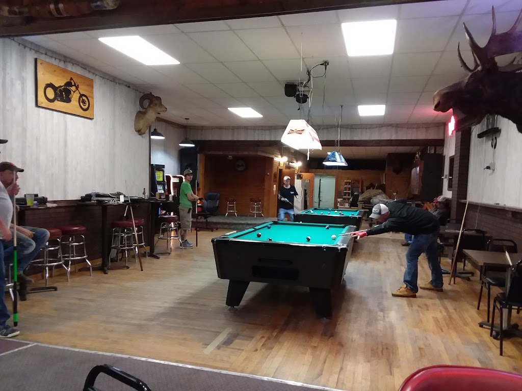 Smokehouse Saloon | restaurant | 526 Greybull Ave, Greybull, WY 82426, USA | 3077652212 OR +1 307-765-2212