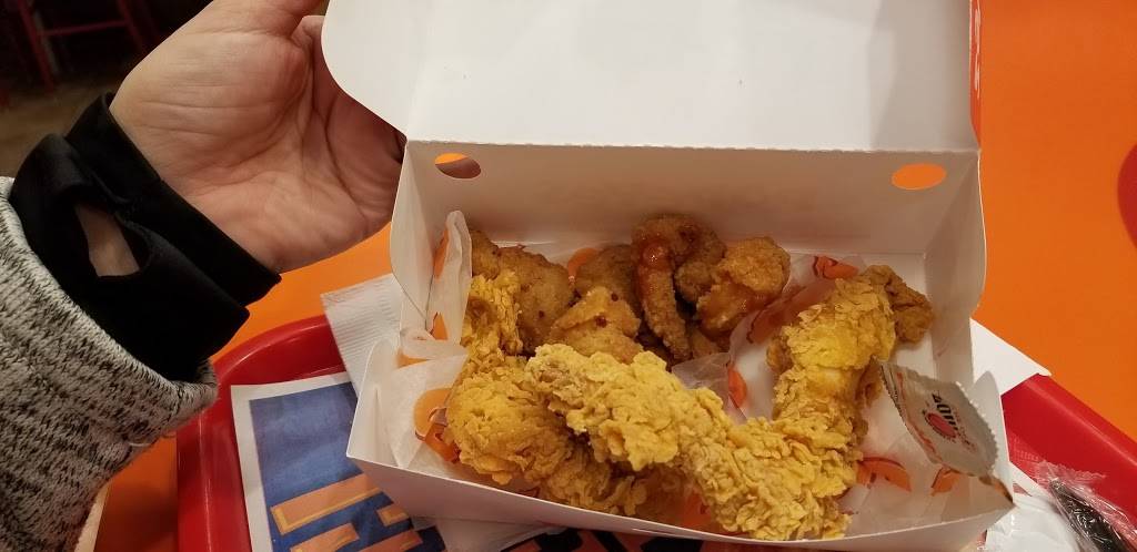 Popeyes Louisiana Kitchen | restaurant | 922 Indianapolis Blvd, Hammond, IN 46320, USA | 2194070177 OR +1 219-407-0177