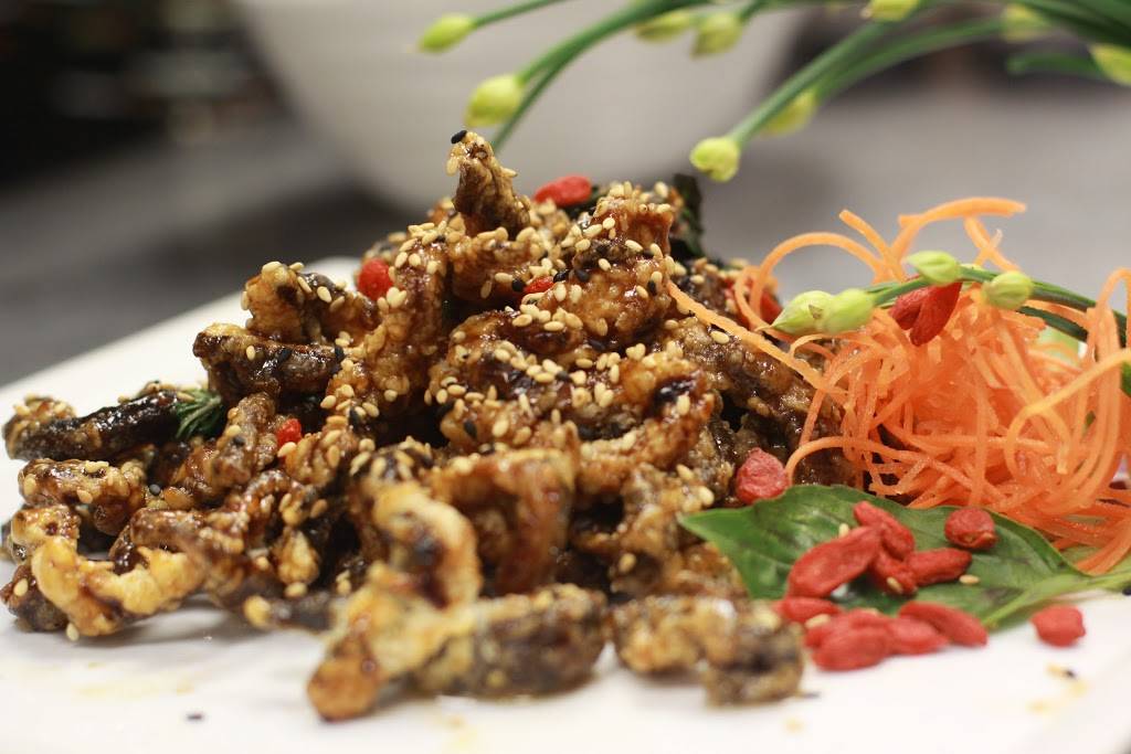 Banana Leaves Asian Restaurant | restaurant | 2020 Florida Ave NW, Washington, DC 20009, USA | 2029861333 OR +1 202-986-1333