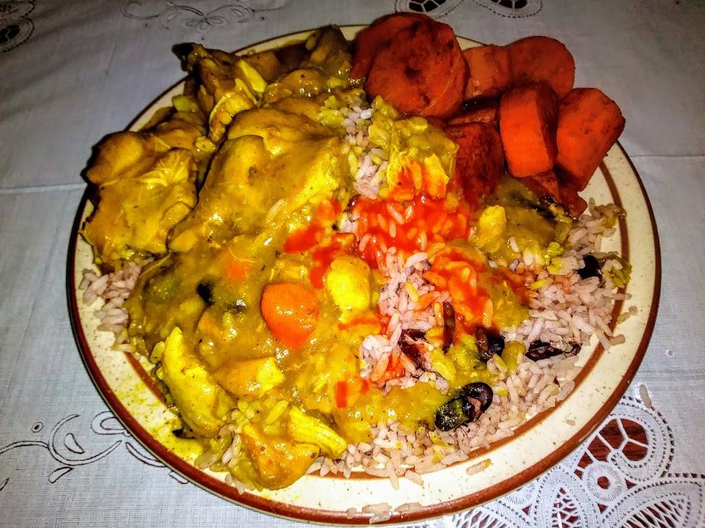 Jamaican and Soul Restaurant | restaurant | 229 E Voorhis Ave, DeLand, FL 32724, USA | 3866011047 OR +1 386-601-1047