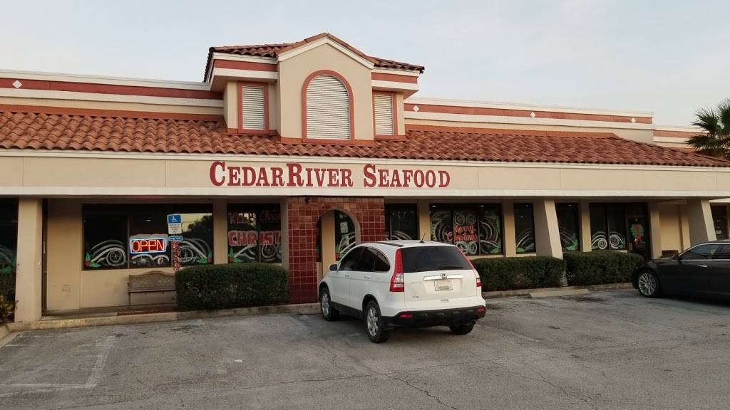 Cedar River Seafood Restaurant | restaurant | 2475 Blanding Blvd #1, Middleburg, FL 32068, USA | 9042824200 OR +1 904-282-4200