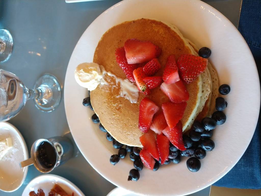 Skylark Diner & Lounge | restaurant | 17 Wooding Ave, Edison, NJ 08817, USA | 7327777878 OR +1 732-777-7878