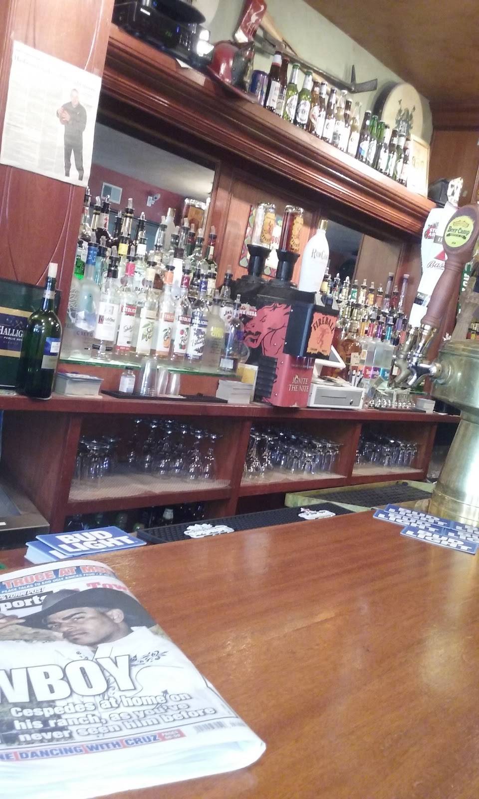 Halligans Public House | restaurant | 22 West St, Warwick, NY 10990, USA | 8459862914 OR +1 845-986-2914