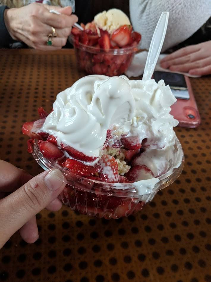 Ivanhoes | meal takeaway | 979 S Main St, Upland, IN 46989, USA | 7659987261 OR +1 765-998-7261