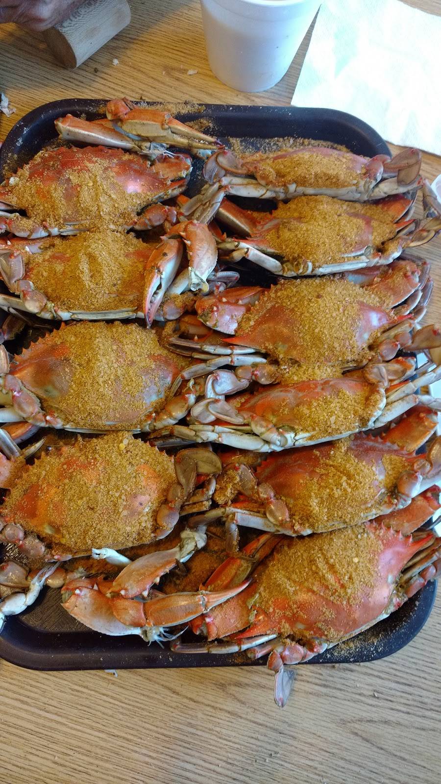 6 Crabs | restaurant | 118 2nd St, Williamsburg, VA 23185, USA | 7572587757 OR +1 757-258-7757