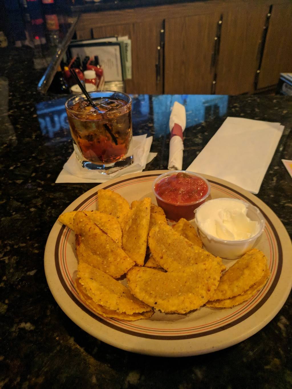 The Hideout | restaurant | 1110 W 14 Mile Rd, Clawson, MI 48017, USA | 2484352494 OR +1 248-435-2494