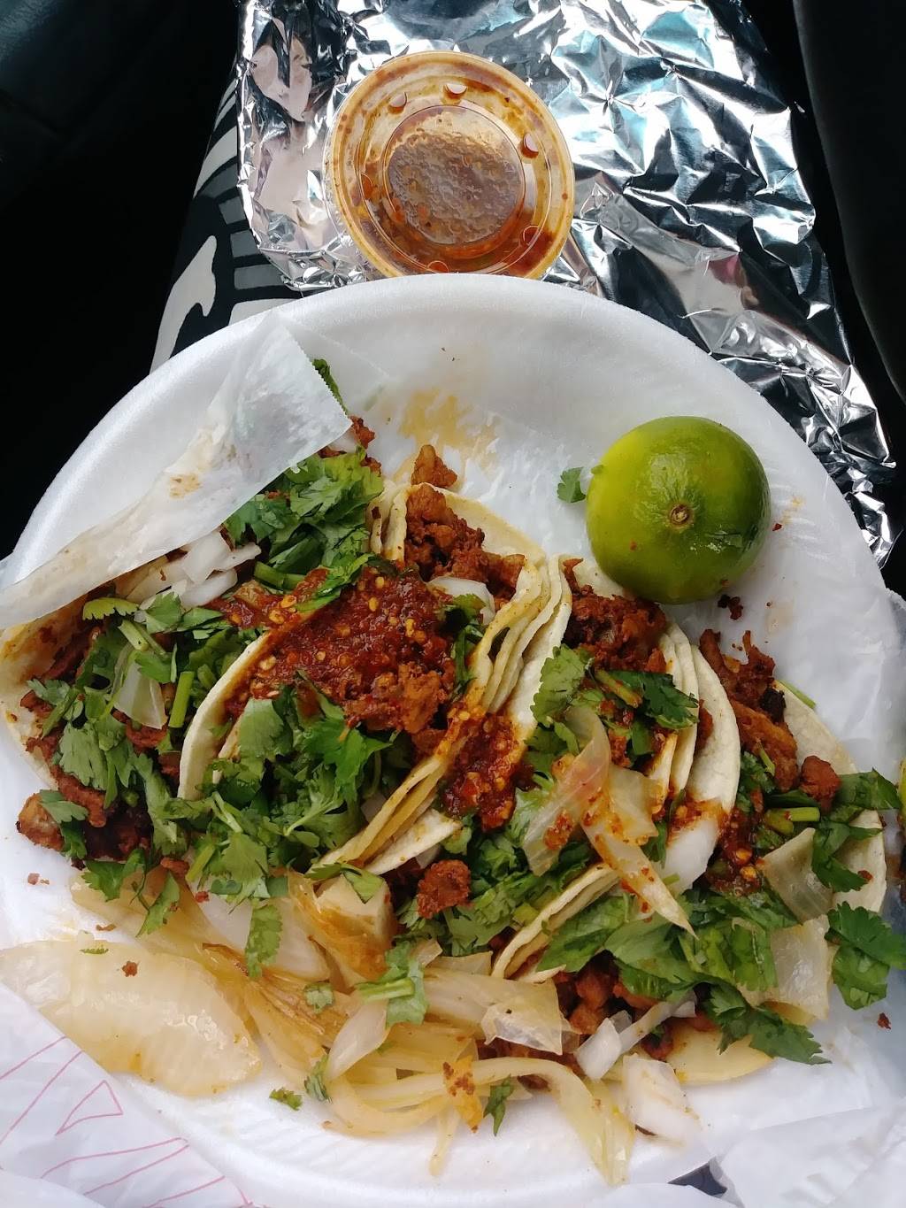 El Taconazoo | restaurant | 2813-2919 S Old Wire Rd, Rogers, AR 72758, USA | 4795865251 OR +1 479-586-5251