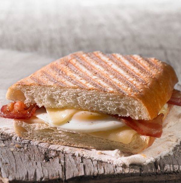 Panera Bread | cafe | 2310 W Logan Blvd, Chicago, IL 60647, USA | 7733422804 OR +1 773-342-2804