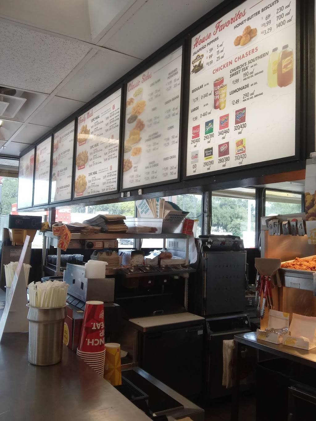 Churchs Chicken | restaurant | 3201 E Hillsborough Ave, Tampa, FL 33610, USA | 8132387900 OR +1 813-238-7900