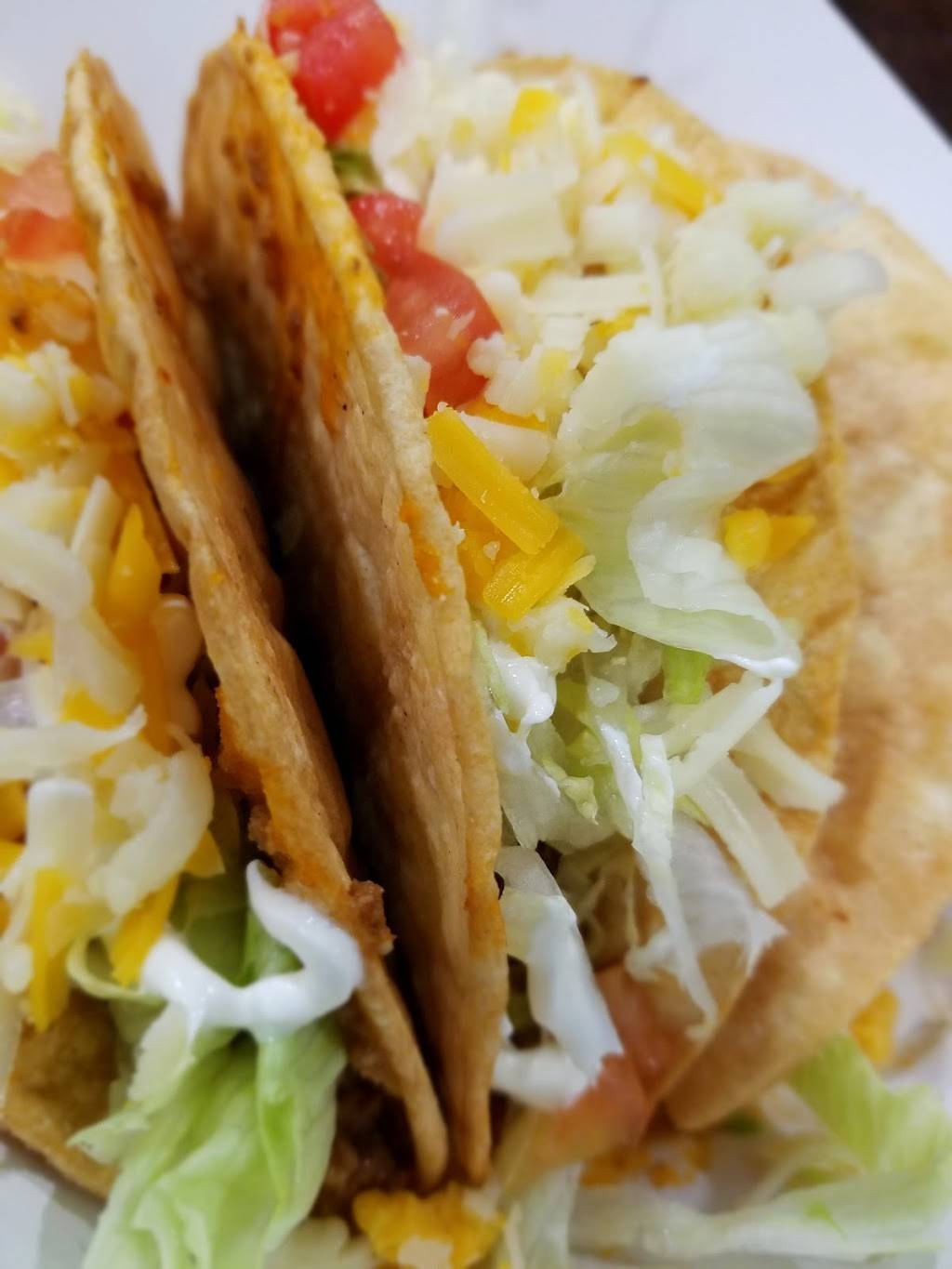 Moctezumas Mexican Restaurant | restaurant | 684 Belmont Ave, Springfield, MA 01108, USA | 4133177977 OR +1 413-317-7977