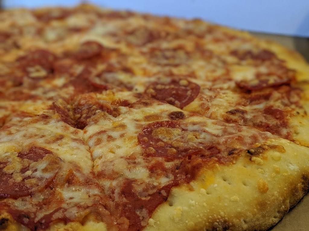 Planet Pizza | restaurant | 223 Louisa St, Kitchener, ON N2H 4C7, Canada | 5195709555 OR +1 519-570-9555