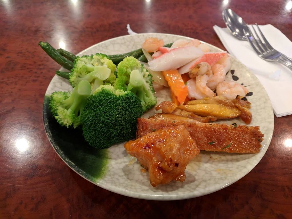 Inchins Bamboo Garden | restaurant | 5106 Great Northern Shop Center, North Olmsted, OH 44070, USA | 4407340500 OR +1 440-734-0500