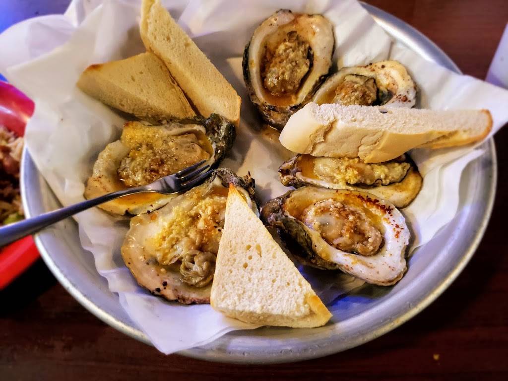 Mikes Seafood | restaurant | 9449 Highway 6 South, Houston, TX 77083, USA | 2818798500 OR +1 281-879-8500