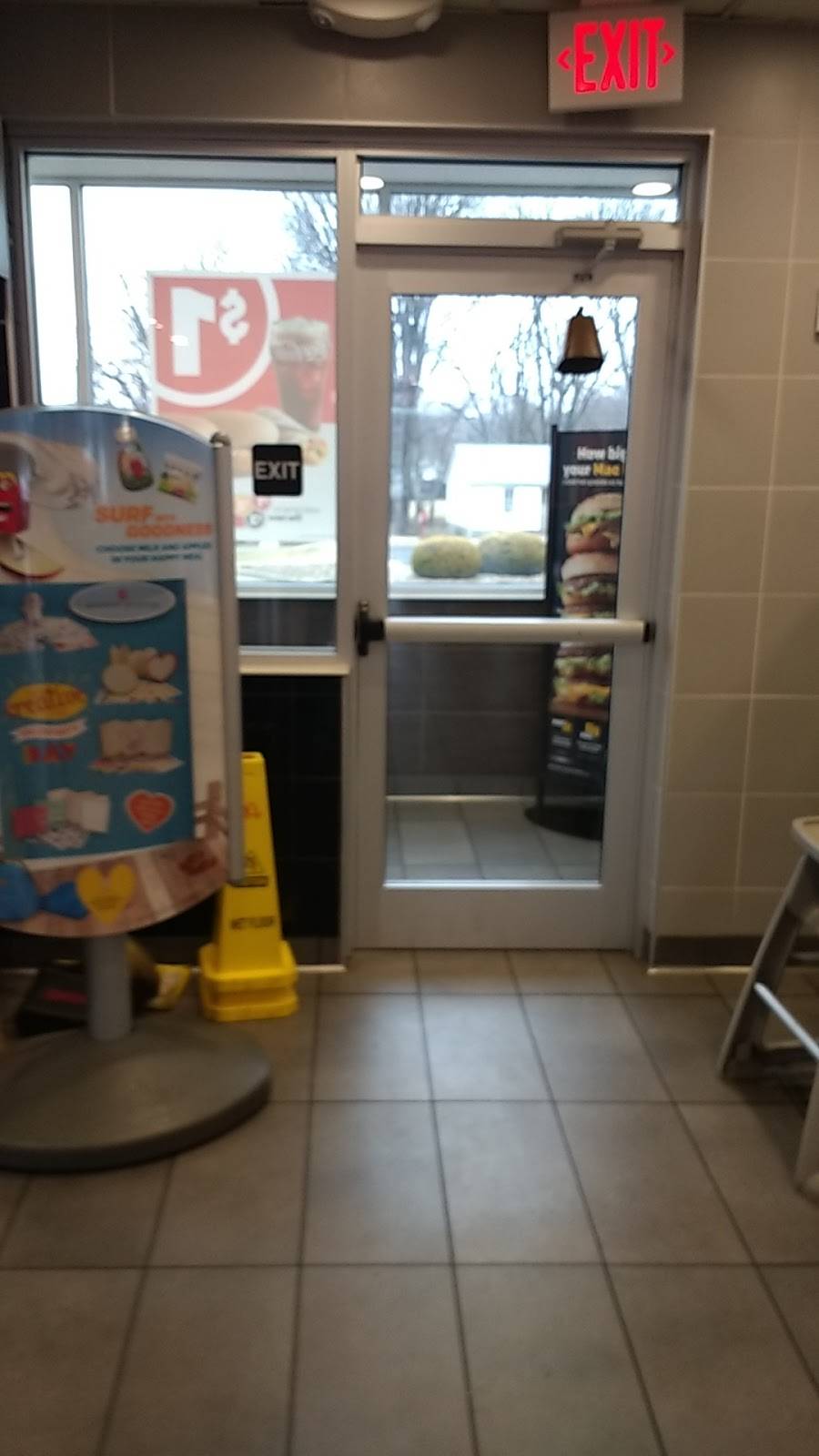 McDonalds | cafe | 502 North Dr, Hopkinsville, KY 42240, USA | 2708850021 OR +1 270-885-0021