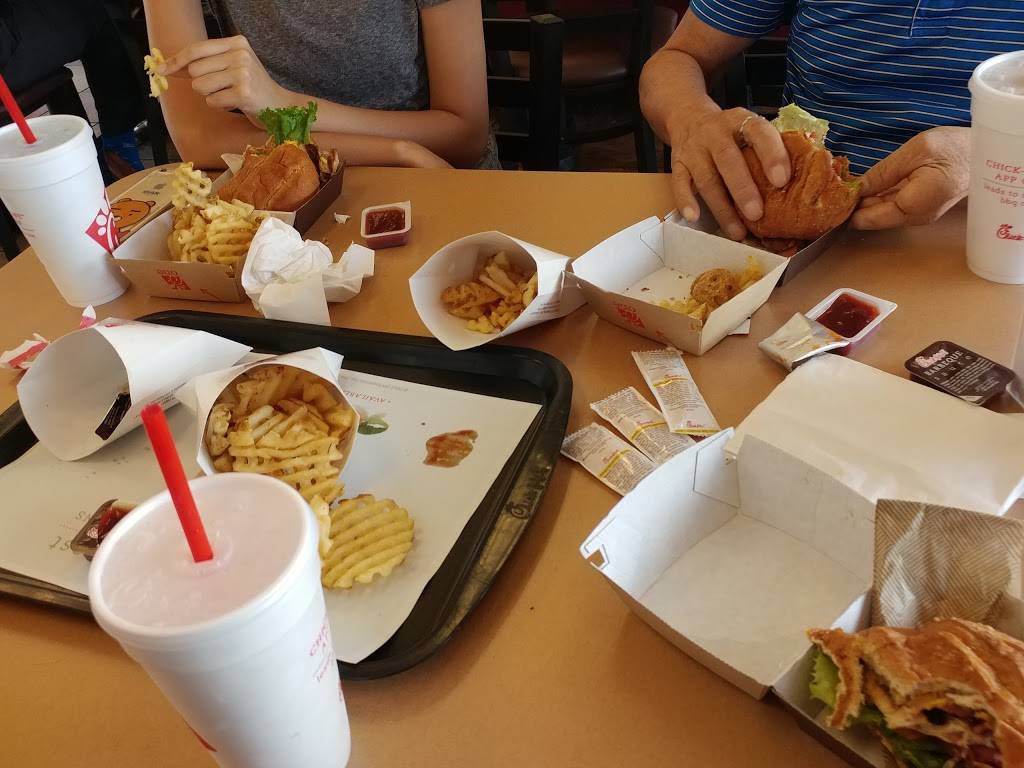 Chick-fil-A | restaurant | 3643 Peachtree Pkwy, Suwanee, GA 30024, USA | 7708131594 OR +1 770-813-1594