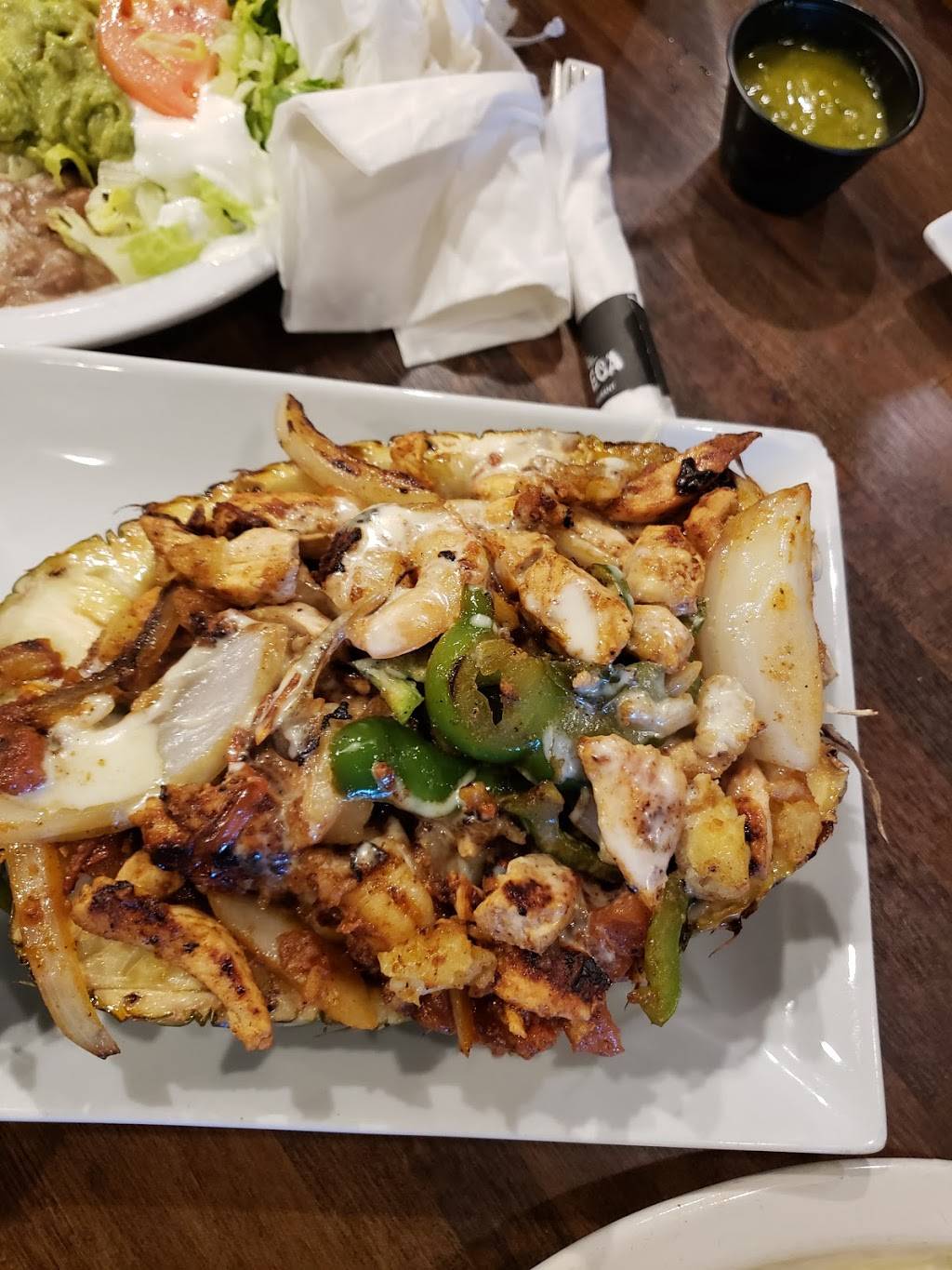 La Tolteca | restaurant | 984 Hospitality Way, Aberdeen, MD 21001, USA | 4102721672 OR +1 410-272-1672