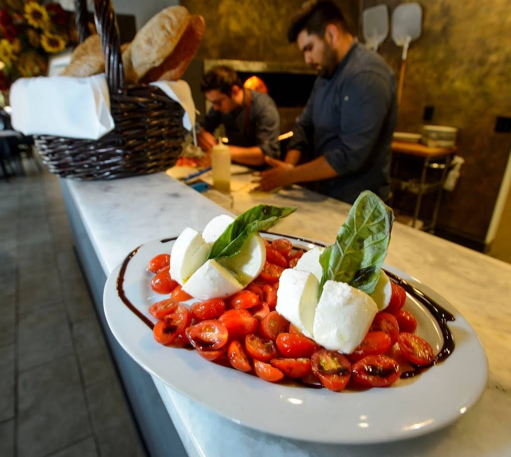 Carmines Italian Restaurant | restaurant | 2477 Fort Union Blvd, Salt Lake City, UT 84121, USA | 8019484468 OR +1 801-948-4468