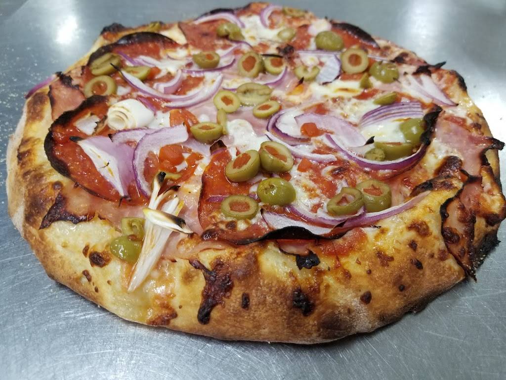 Strombolis Express | restaurant | 6210 96th Ave, Zeeland, MI 49464, USA | 6168758001 OR +1 616-875-8001