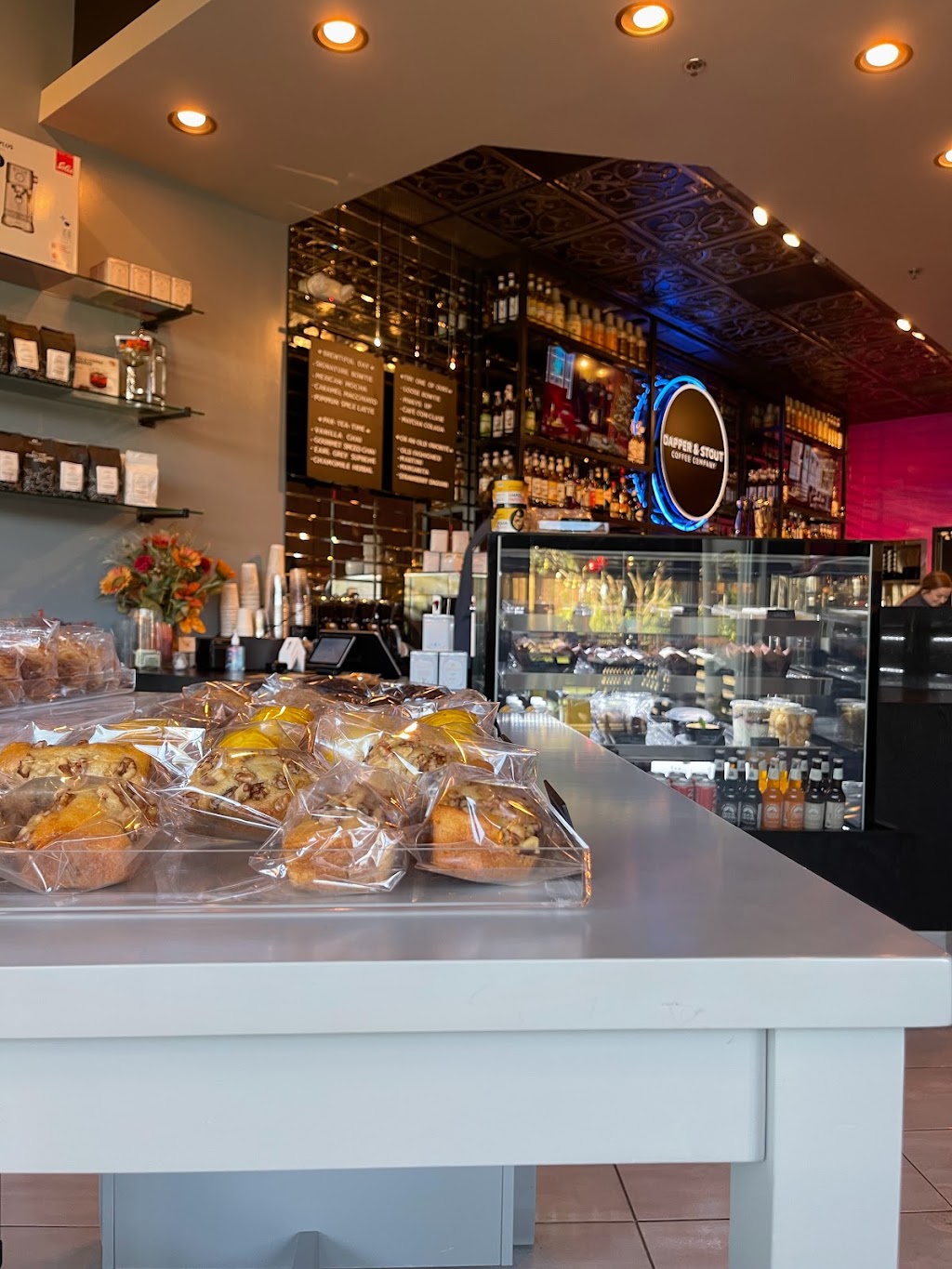 Dapper & Stout Coffee Company | cafe | 100 E Camelback Rd #150, Phoenix, AZ 85012, USA | 6026123614 OR +1 602-612-3614