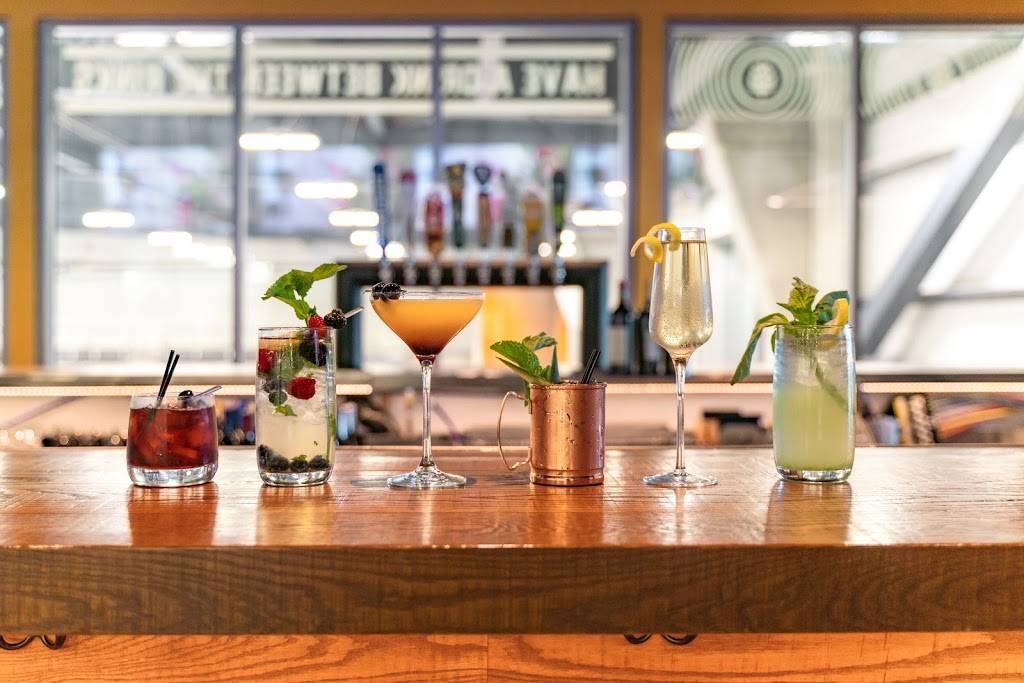 Between the Rinks | restaurant | 888 Ridge Valley, Irvine, CA 92618, USA | 9497741621 OR +1 949-774-1621