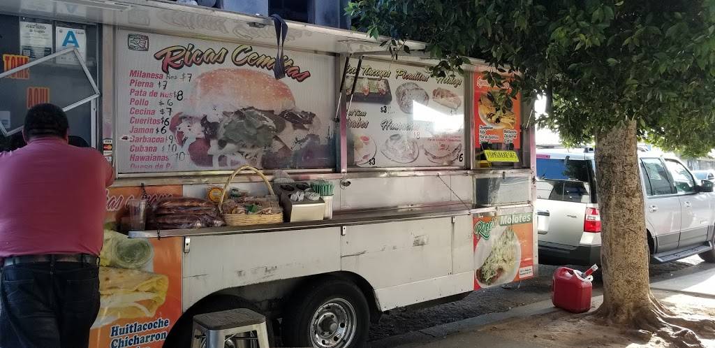 Cemitas Los Poblanos | restaurant | 3451 Whittier Blvd, Los Angeles, CA 90023, USA | 3232682209 OR +1 323-268-2209