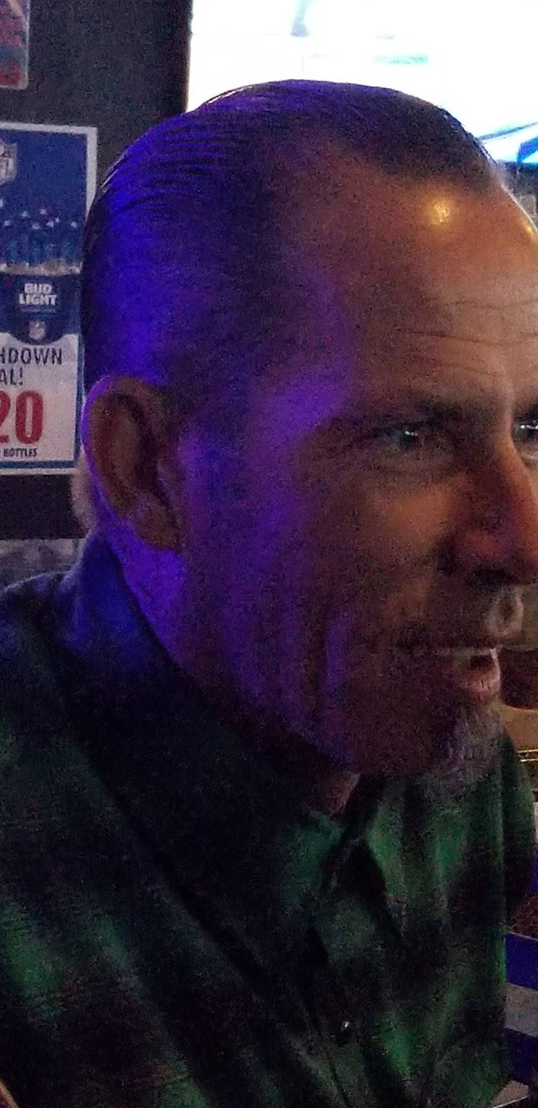 210 Tavern (Formerly GALLIS) | restaurant | 6620 Carnelian St, Rancho Cucamonga, CA 91701, USA | 9099411100 OR +1 909-941-1100